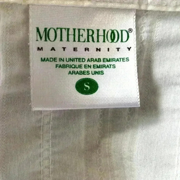 Motherhood Maternity bright white, light weight top with short sleeves - Picture 4 of 6